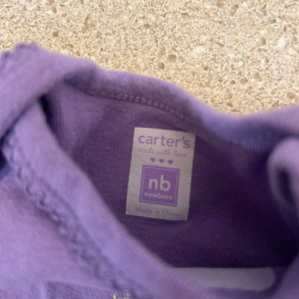 2 Carter’s‎ Baby girl Newborn Onesies Purple Flowers and Green Smile